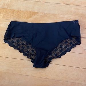 NWT Victoria’s Secret black panties with lace at back seam. Full coverage style.